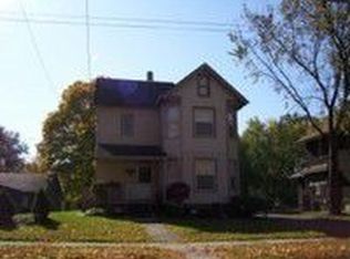 221 Belmont St NW, Warren, OH 44483