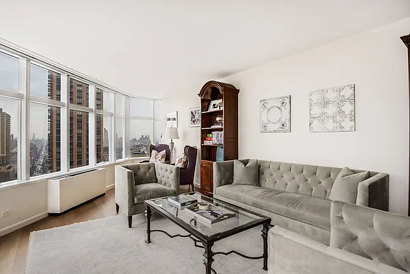 Rented by Compass | media 2