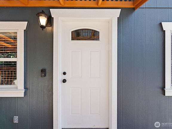 4th image of 31600 126th Avenue SE #123