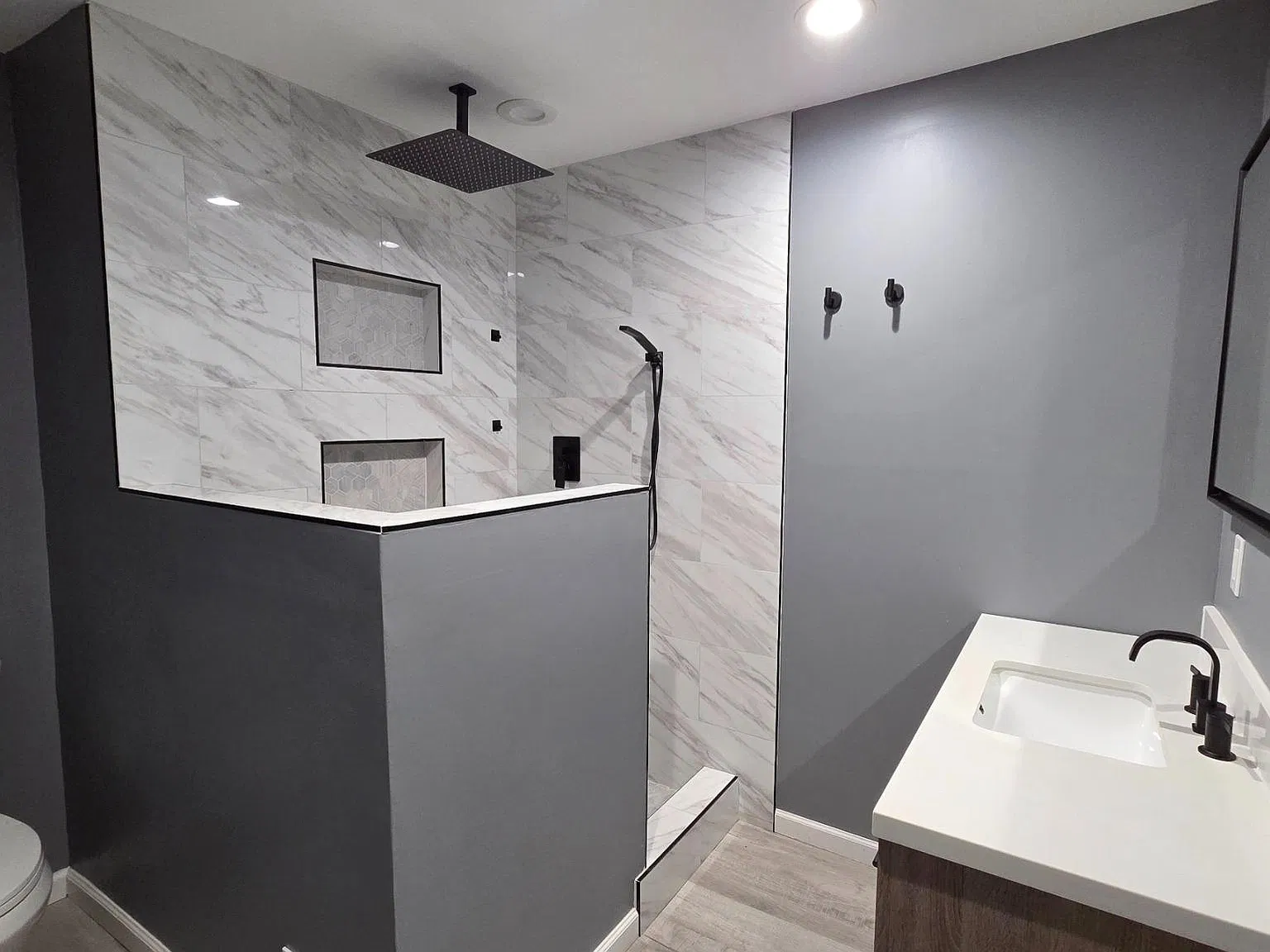 4 bed, 3.0 bath, 2173 sqft, $4,000 — Photo 4