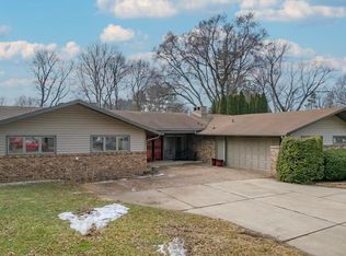 1931 Pearl City Rd, Freeport, IL 61032