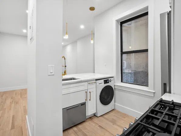 206 West 96th Street image 3 of 6