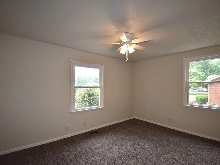 2602 Burch Rd — Photo 13