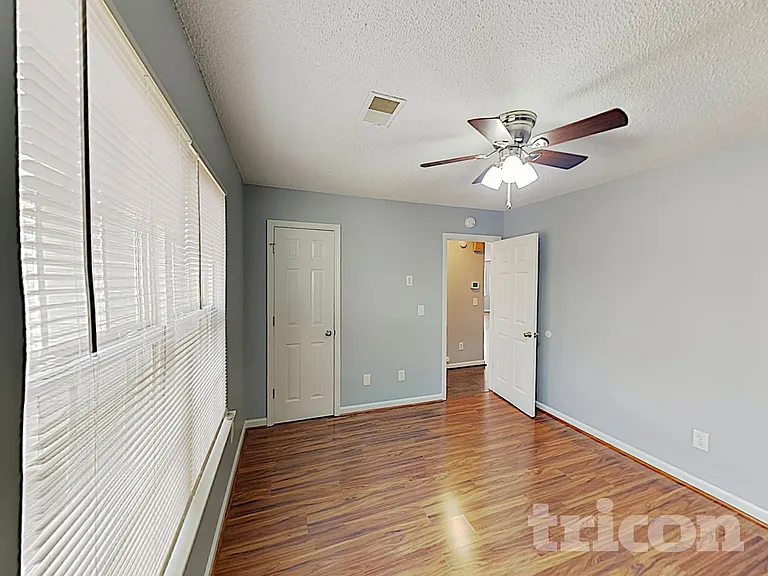 430 Forest Grove Cir — Photo 11