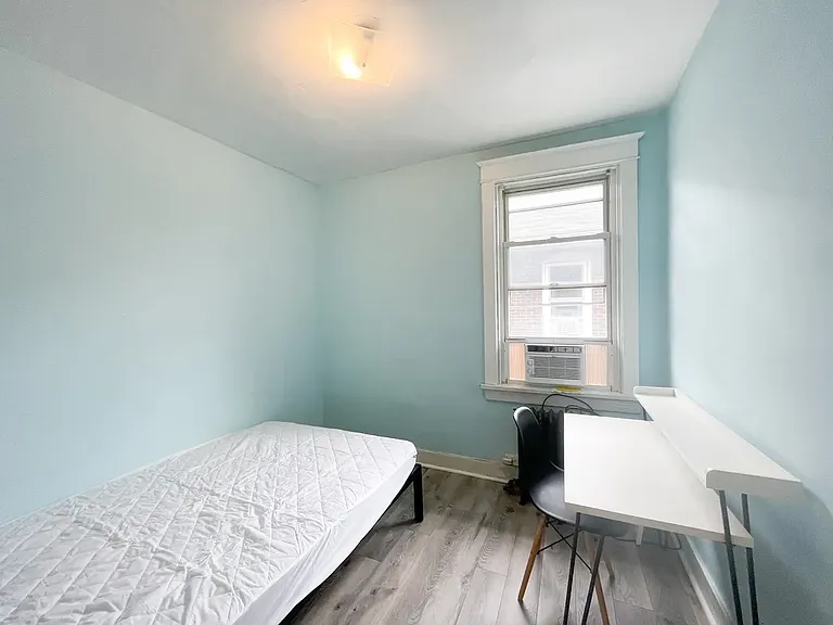 5660 Phillips Ave — Photo 11