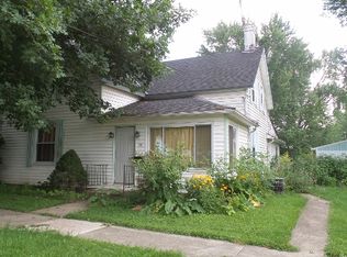 28 Oak St, Delaware, OH 43015