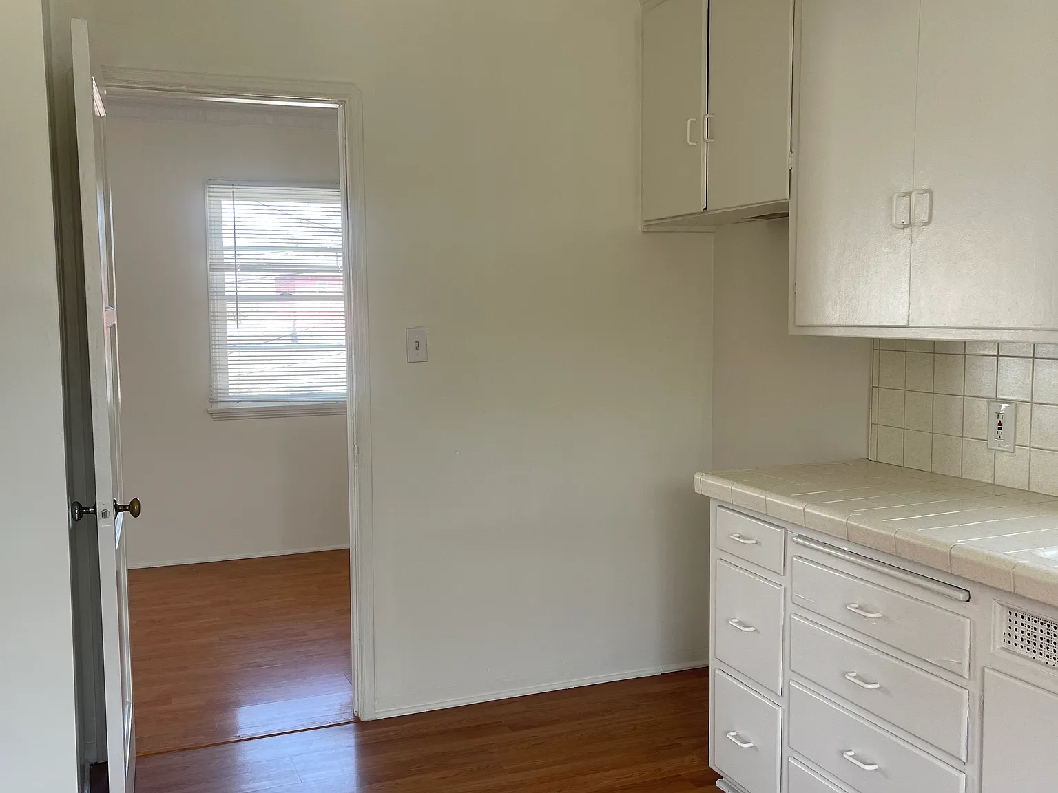 6922 Glasgow Ave — Photo 3
