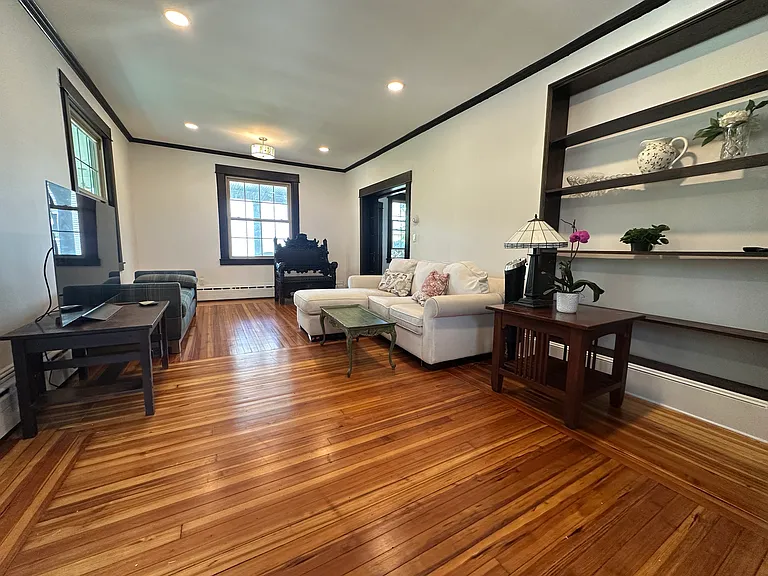 27 Dosoris Way — Photo 6