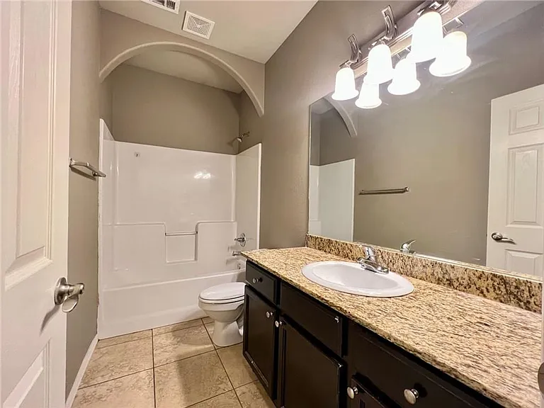 1276 S Blue Willow Ave — Photo 10