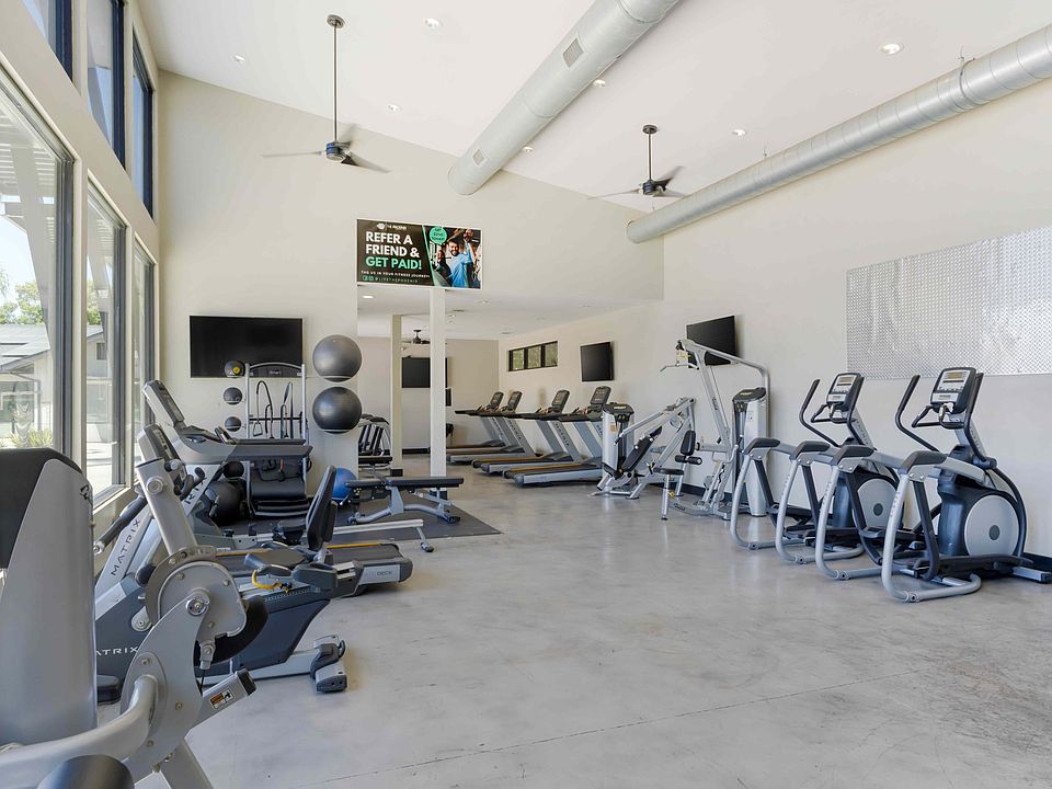 Cardio Fitness Center
