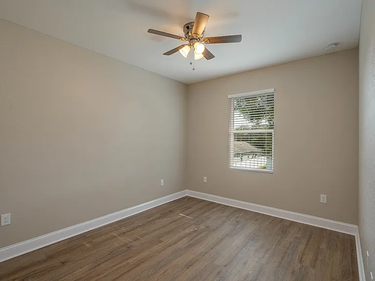 1029 Oak Hammock Dr #1 — Photo 11