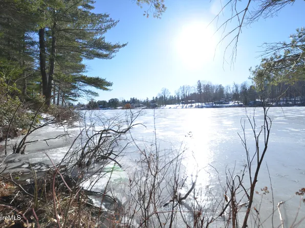 84 Mallard Dr, Becket, MA 01223