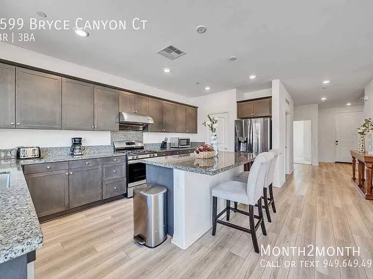 6599 Bryce Canyon Ct — Photo 11
