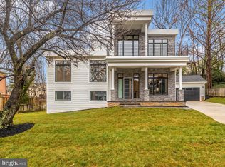 6813 Buttermere Ln, Bethesda, MD 20817