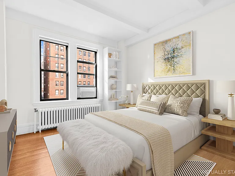 269 W 72nd St #9C — Photo 4