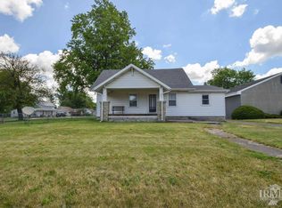 204 N Sycamore St, Gaston, IN 47342