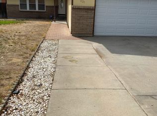 1025 N Kathy Lynn St, Bloomfield, NM 87413