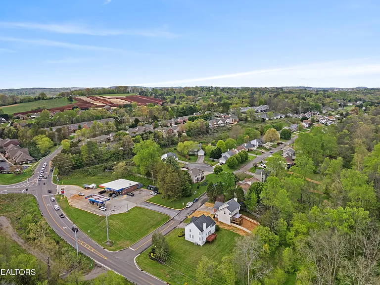8860 Brucewood Ln — Photo 49