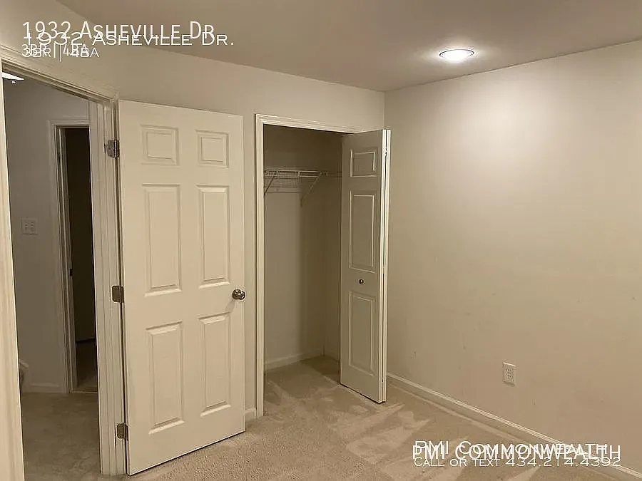 3 Bed / 3.5 Bath Townhouse (Available Now) — Photo 4
