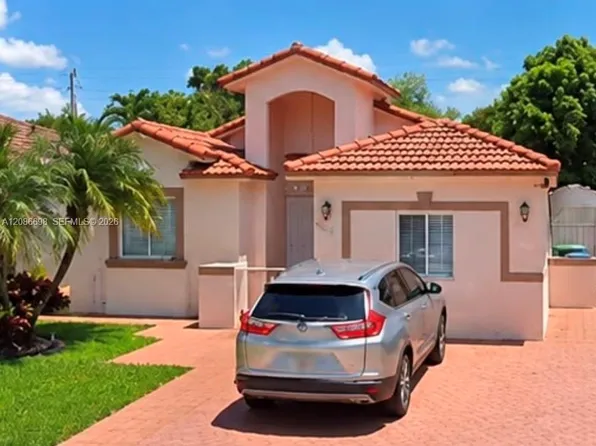 8010 NW 186th Ter, Hialeah, FL 33015