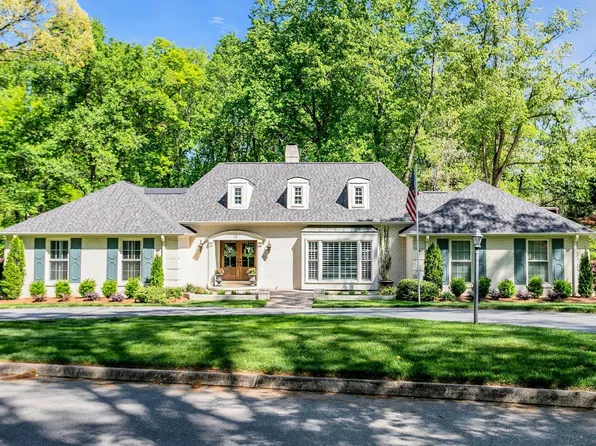 12 Whittington Ct, Greenville, SC 29615