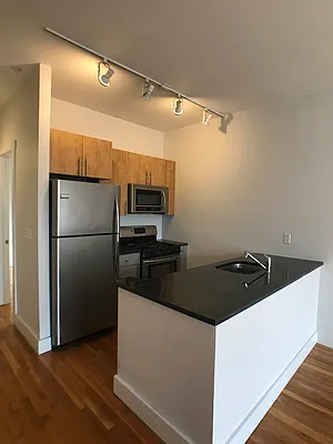 Rented by City Vista Inc | media 59