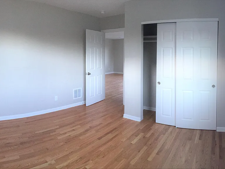 2221 Illinois St #B — Photo 9