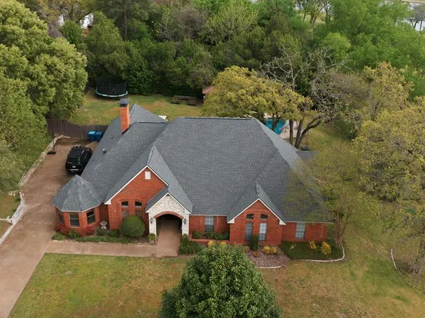 603 Country Club Cir, Athens, TX 75751