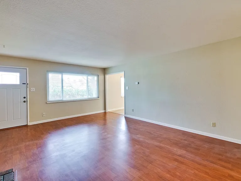 1778 Balsa Ave — Photo 7