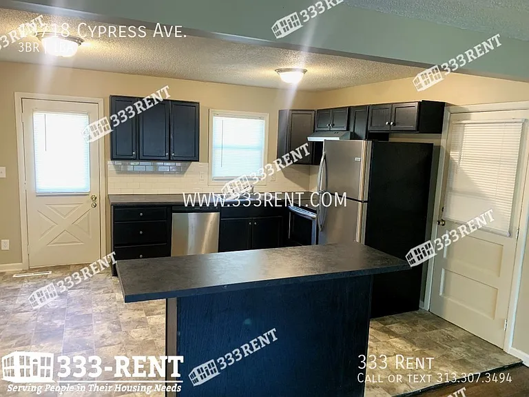13718 Cypress Ave — Photo 4