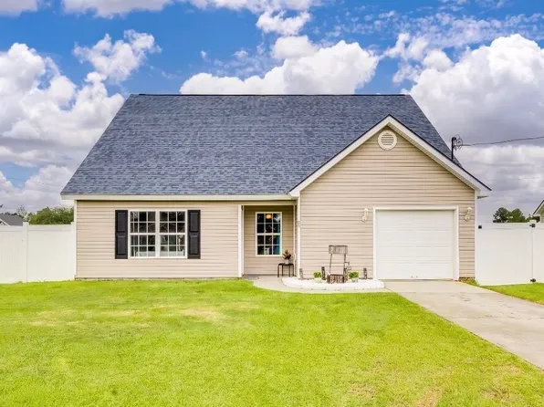 45 Alvidine Ln, Ellabell, GA 31308