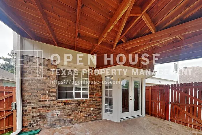 10016 Concord Dr — Photo 18