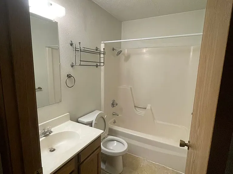 2631 Westwinds Dr #2 — Photo 6