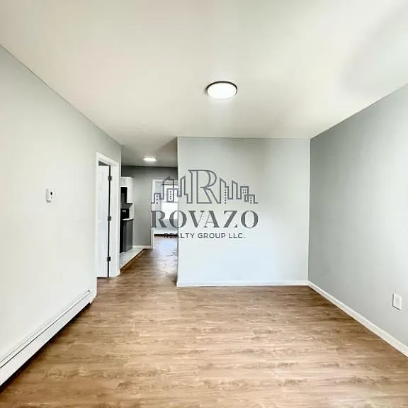 96 Summer Ave #3A — Photo 4