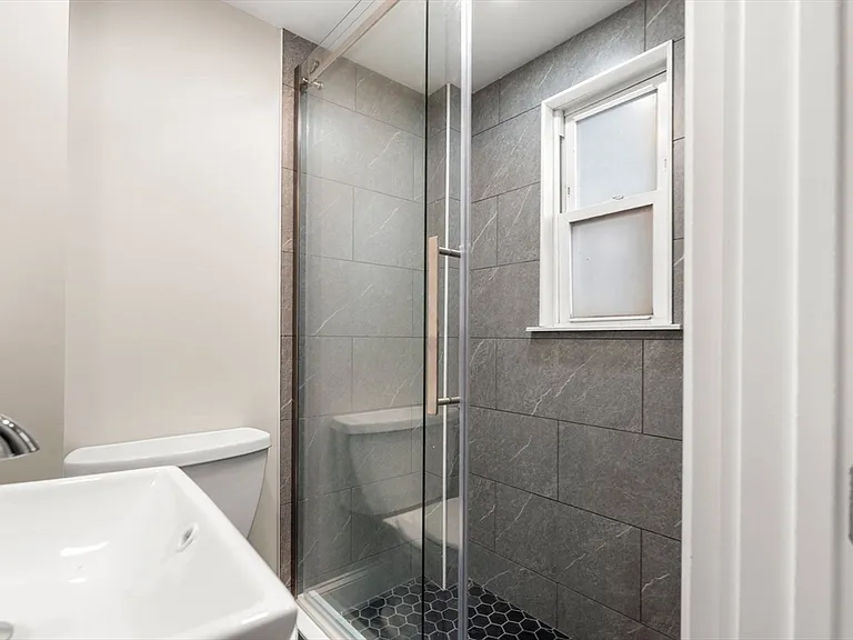 6 Blaney St #2 — Photo 14