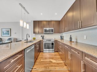 188 King St S #214, Waterloo, ON N2J 0C6