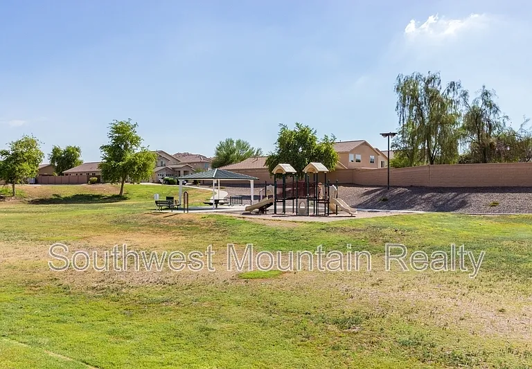 33583 N Wash View Rd — Photo 49