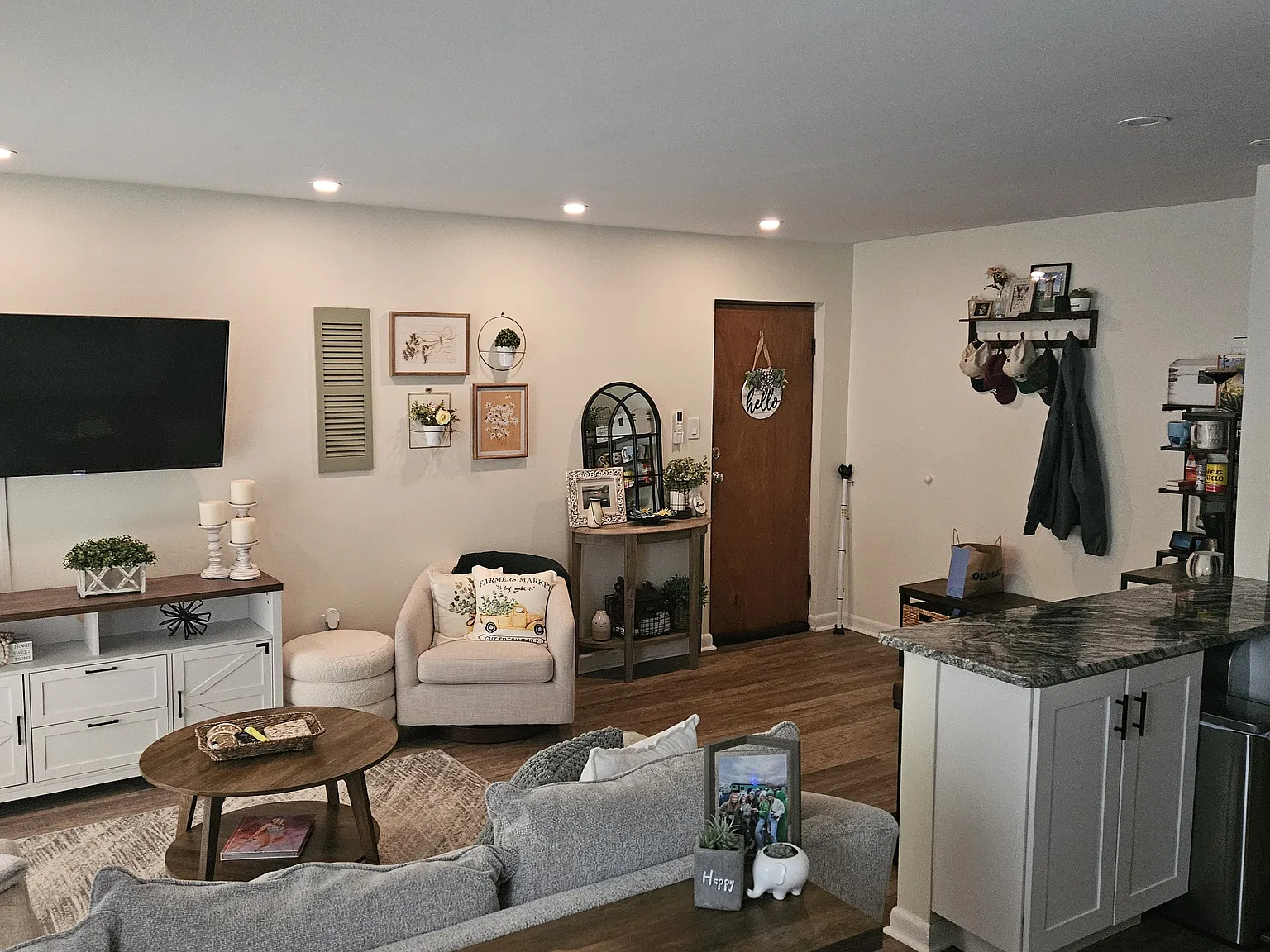 1 bed, 650 sqft, $1,425 — Photo 2