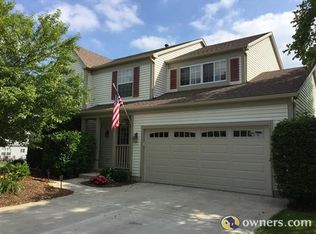 748 Warwick Ct, Carol Stream, IL 60188