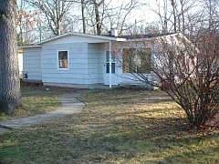 1st image of 872 Oakdale Dr