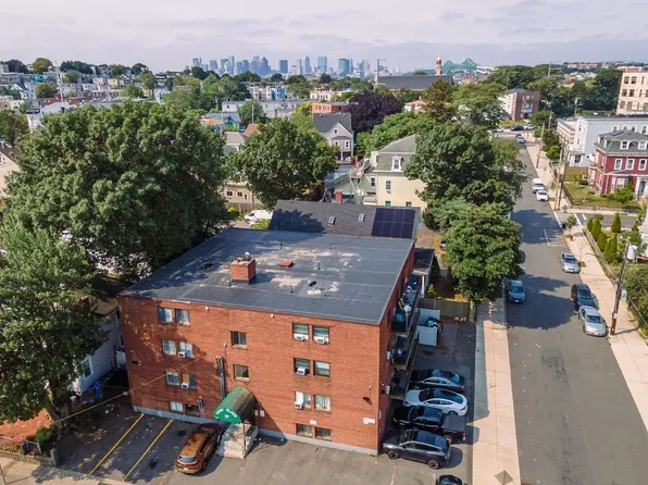 39 Cary Ave APT 14, Chelsea, MA 02150