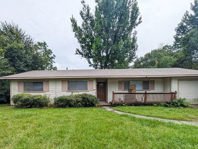 2331 Coronado Pl — Photo 1