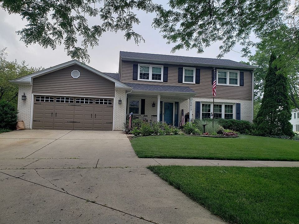 2nd image of 1413 Foxhill Rd