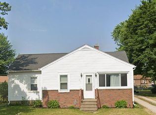 213 2nd St, Colona, IL 61241