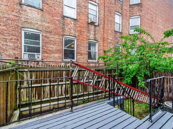 553 Ocean Avenue image 23 of 27