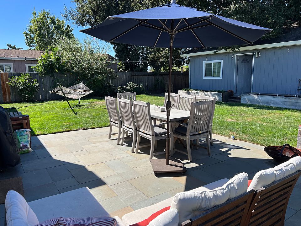 1st image of 2583 Hazelwood Way
