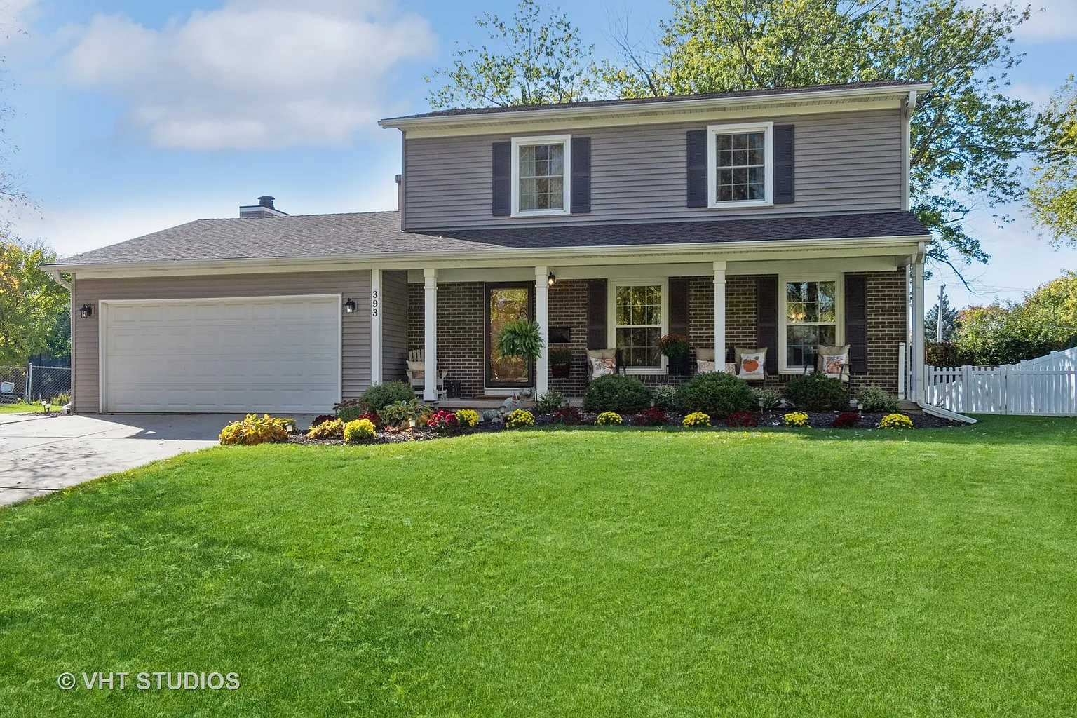 393 Berwick Dr photo 1