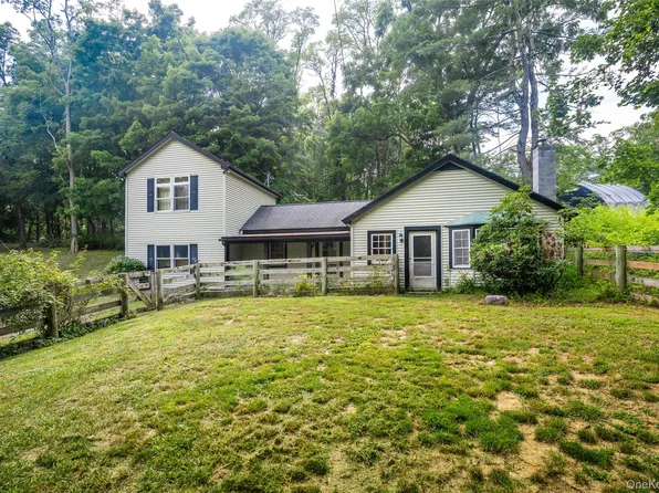 205 Marshall Road, Salt Point, NY 12578