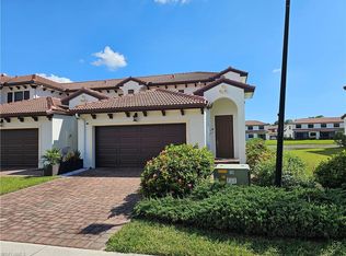 7914 Bristol Cir, Naples, FL 34120