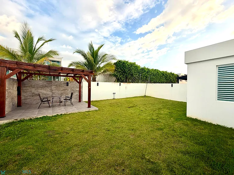 108 Urb Villas De Sotomayor — Photo 20